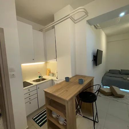 Quiet Stylish Apartment Athens
